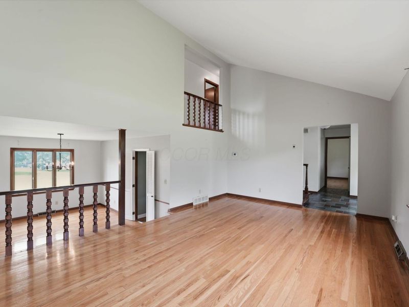 6109 Cherry Hill Drive, Columbus, OH 43213 Photo 8