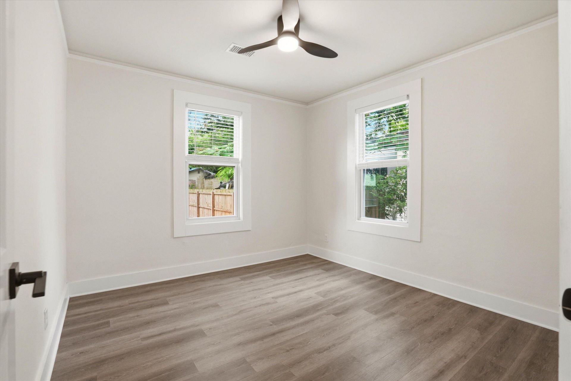 2309 Sorentrue Avenue Photo 16