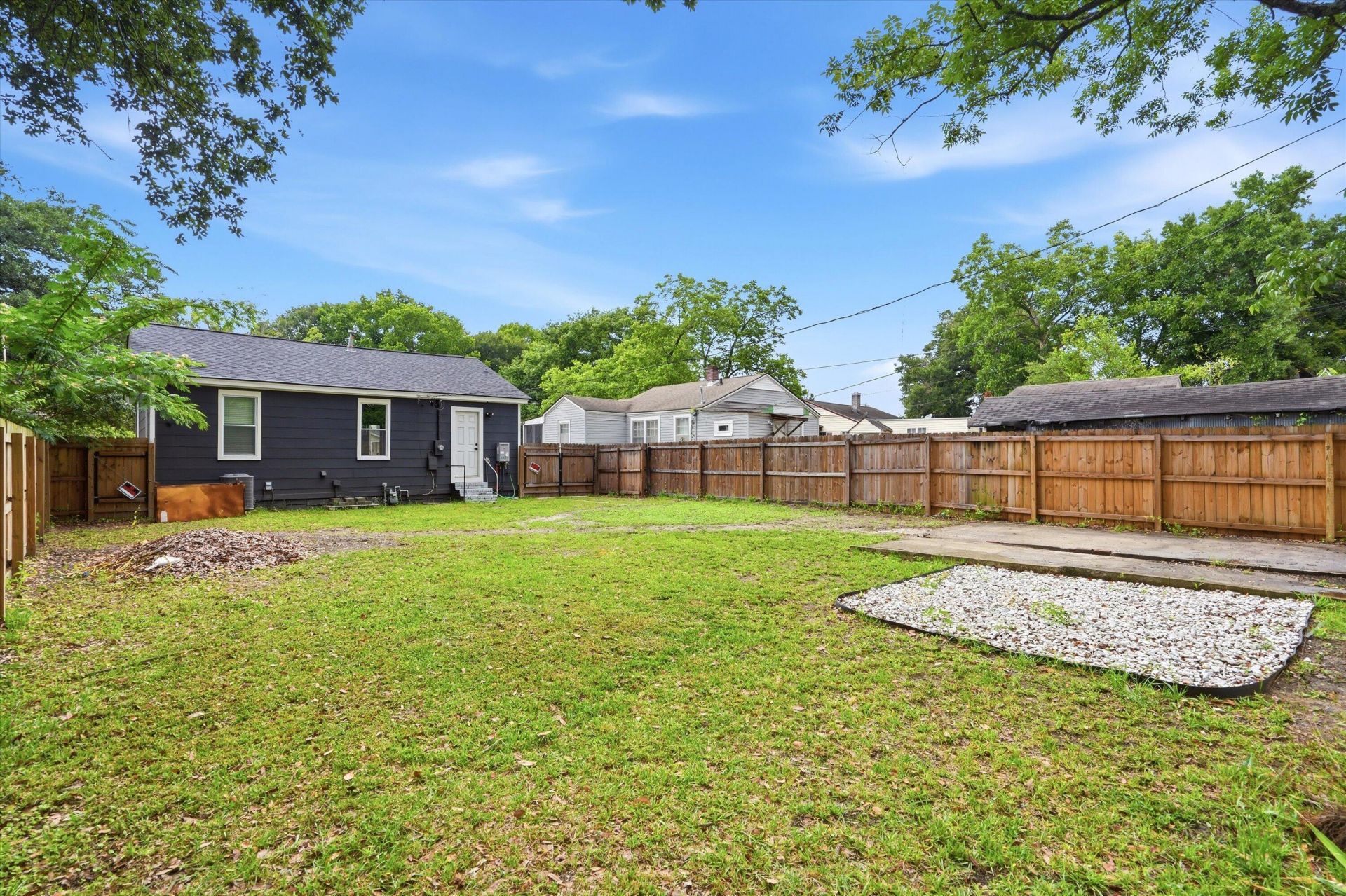2309 Sorentrue Avenue Photo 24
