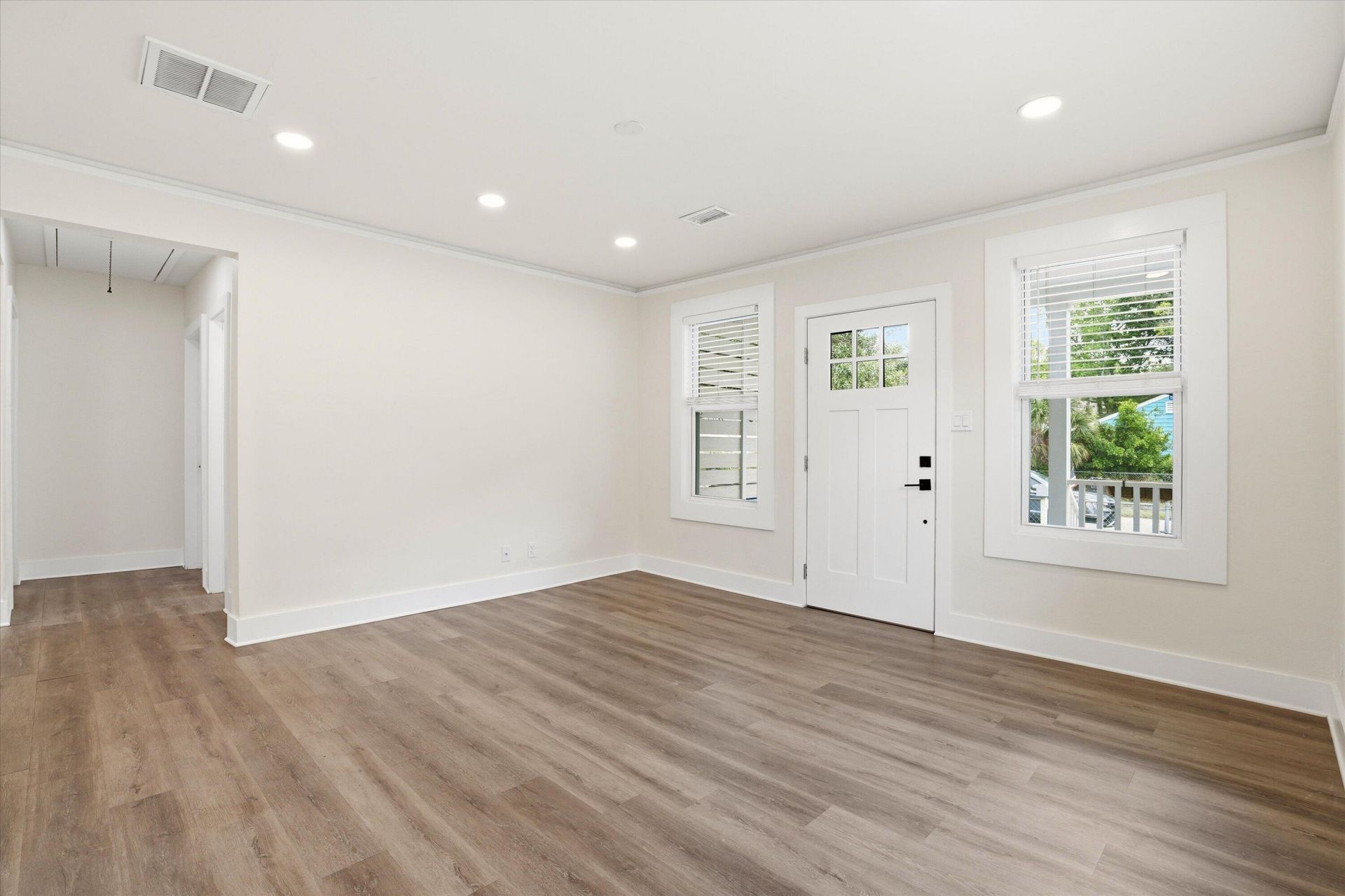 2309 Sorentrue Avenue Photo 6