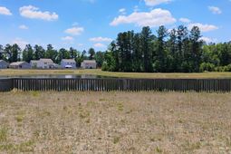 431 Pender Woods Drive photo 4
