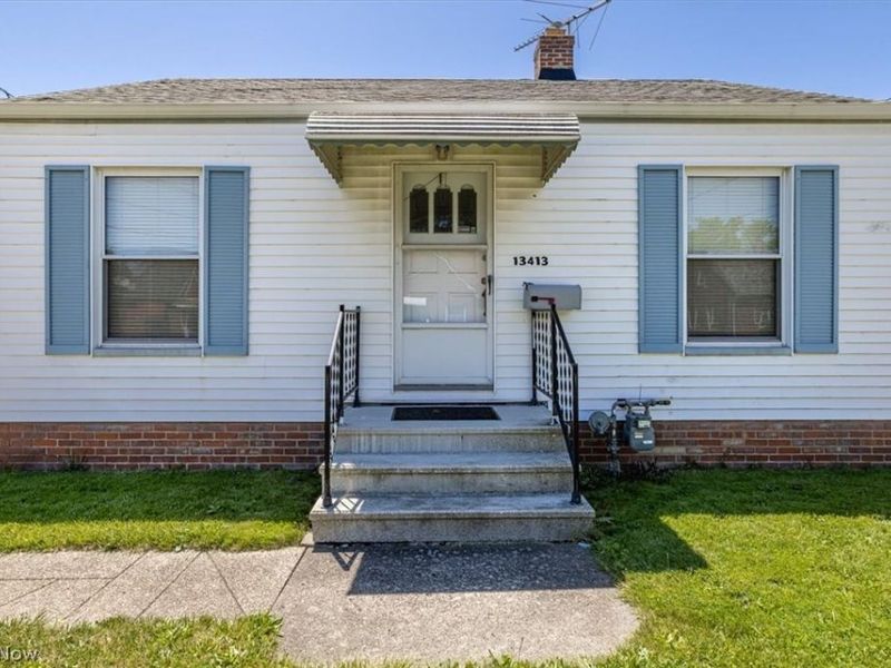 13413 Crossburn Avenue, Cleveland, OH 44135 Photo 2