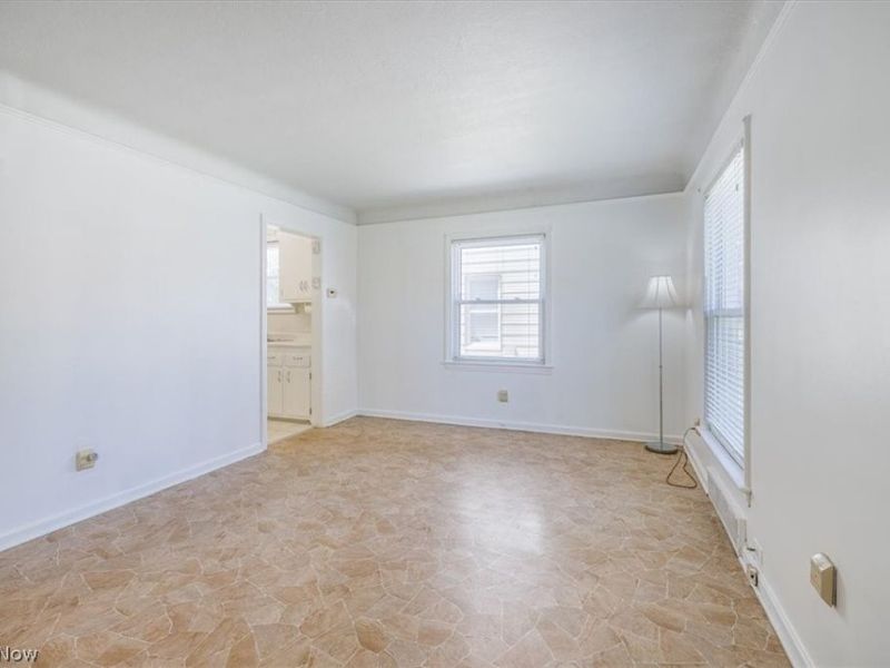13413 Crossburn Avenue, Cleveland, OH 44135 Photo 3