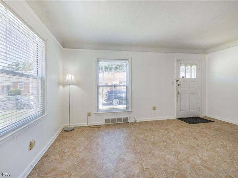 13413 Crossburn Avenue, Cleveland, OH 44135 Photo 5