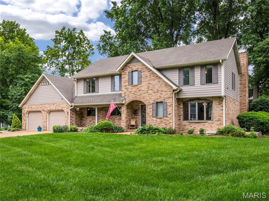 7 Ginger Meadow Court, Glen Carbon, IL 62034 Main Photo