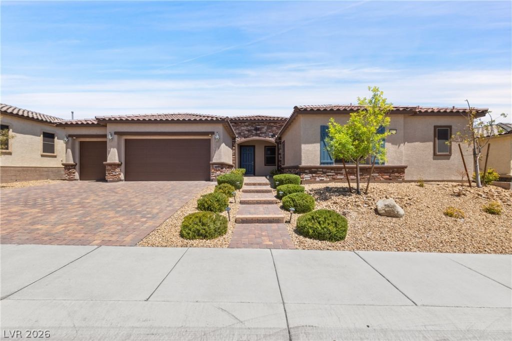 10100 Cambridge Brook Avenue , Las Vegas, NV 89149