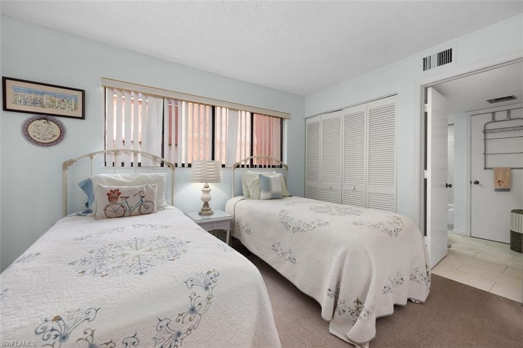 114 Cypress Way E, Unit D3, Naples, FL 34110 Photo