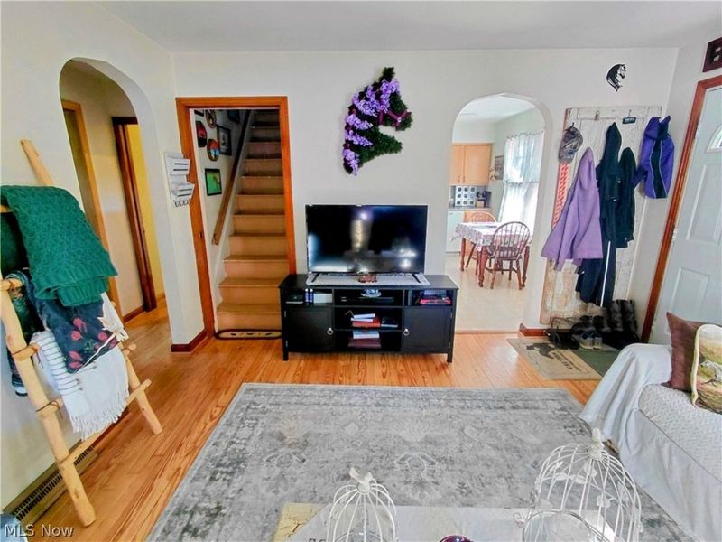 242 Cedar Road, Richmond, OH 43944 Photo 5