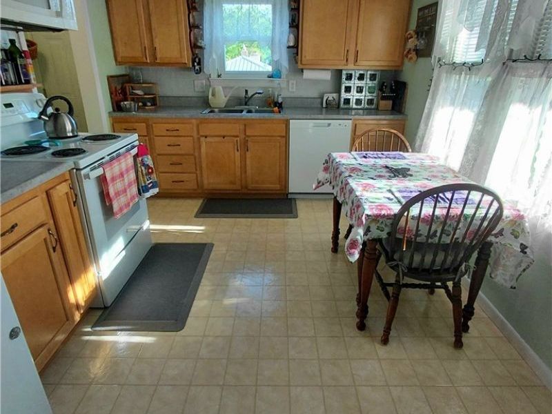 242 Cedar Road, Richmond, OH 43944 Photo 7