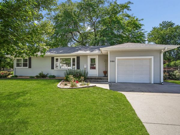 564 SW Goodwin Street , Ankeny, IA 50023