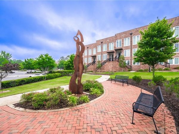 405 Burton Drive, Alpharetta, GA 30009