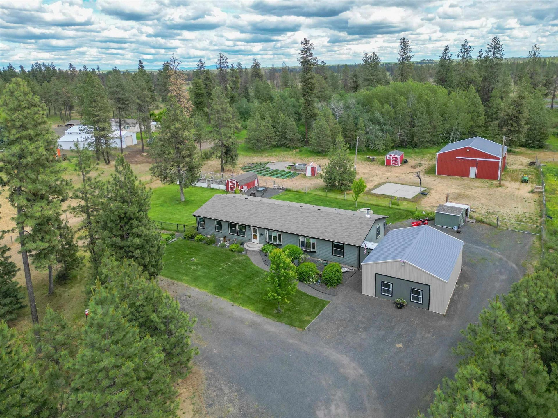 17615 S Robinette Dr, Cheney, WA 99004 Main Photo