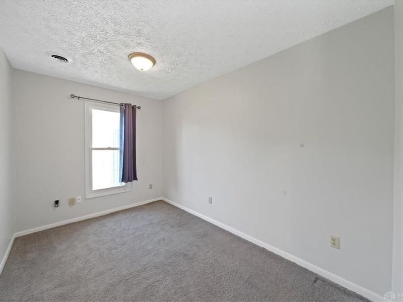 233 Erie Avenue, Fairborn, OH 45324 Photo 18