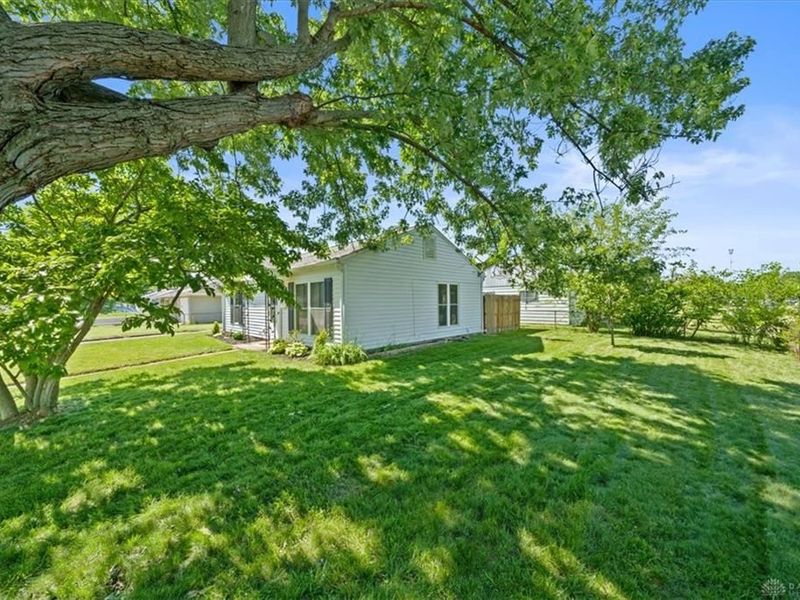 233 Erie Avenue, Fairborn, OH 45324 Photo 4