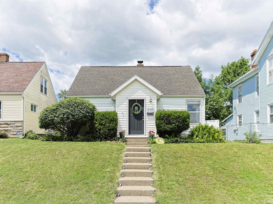 Property Image 1