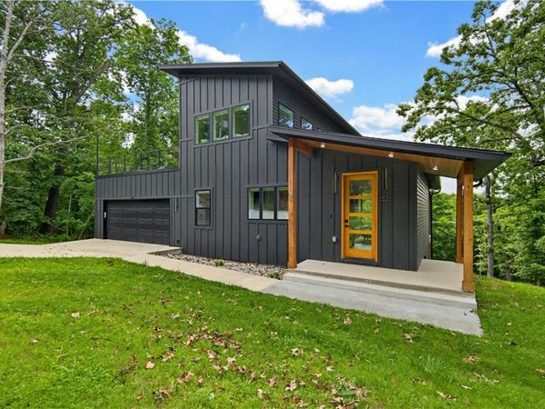 52 Chatburn Drive, Bella Vista, AR 72715