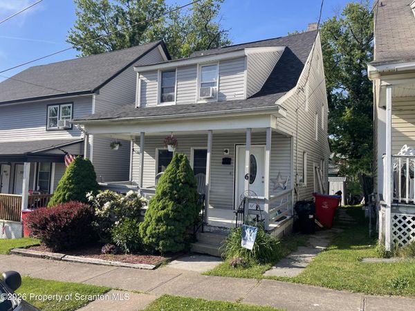 6 Oak Avenue , Carbondale, PA 18407