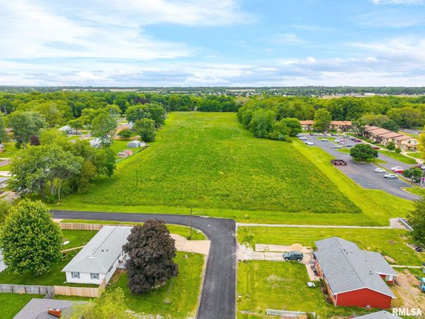0 VERMONT Street, Washington, IL 61571