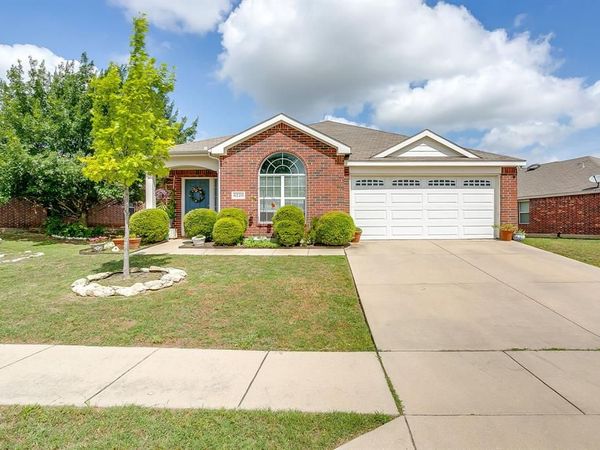 6220 Granite Creek Drive, Fort Worth, TX 76179