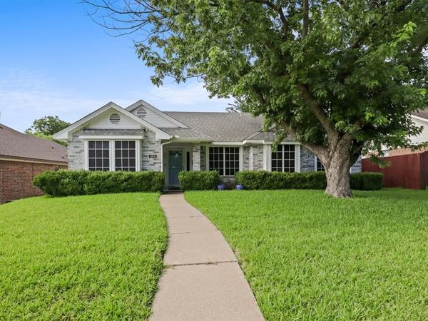 1314 Hall Lane , Seagoville, TX 75159
