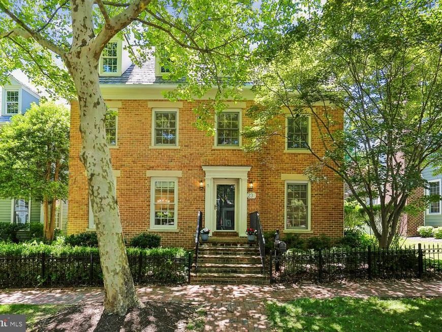 230 Kent Oaks Way, Gaithersburg, MD 20878 Main Photo