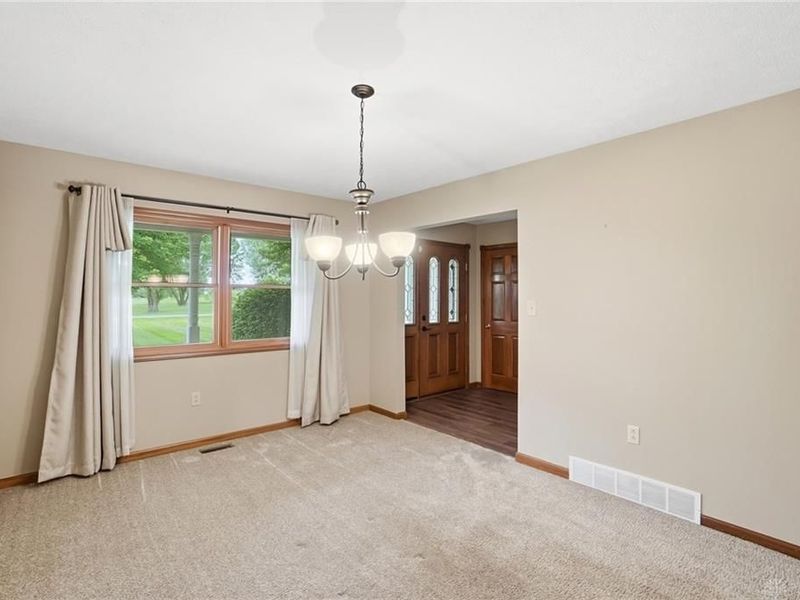 1700 W Sparrow Road, Green Township, OH 45502 Photo 10