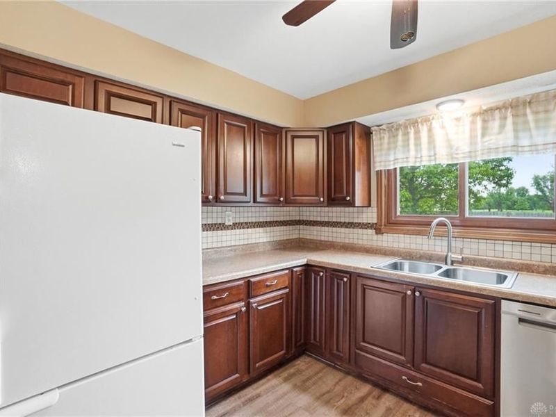 1700 W Sparrow Road, Green Township, OH 45502 Photo 21
