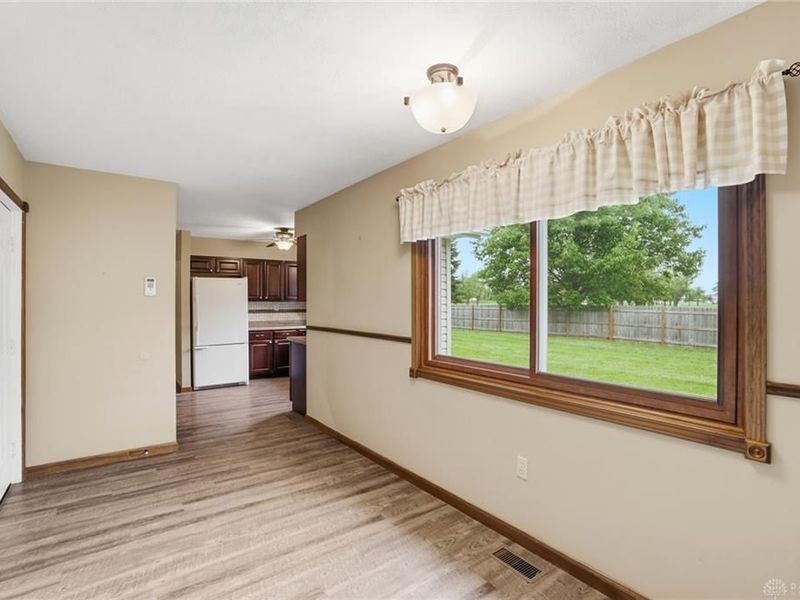 1700 W Sparrow Road, Green Township, OH 45502 Photo 23
