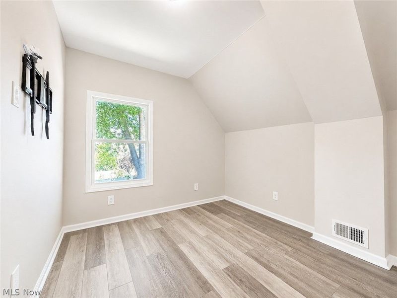 6808 Fir Avenue, Cleveland, OH 44102 Photo 28