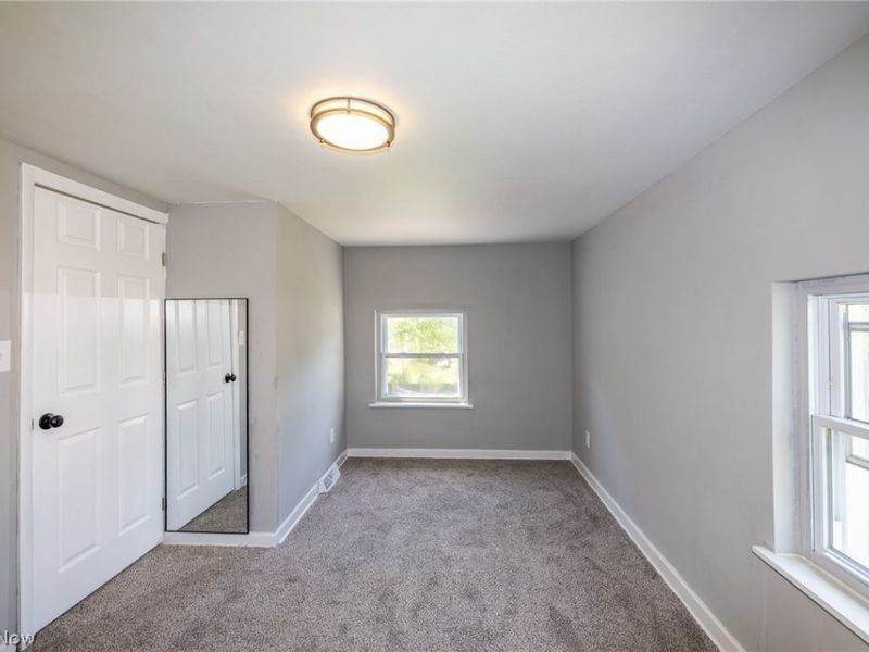 1926 Nichols Avenue , Lorain, OH 44053 Photo 19