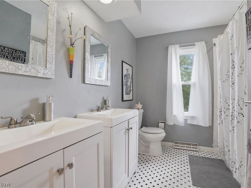 176 N Hayden, Hudson, OH 44236 Photo 27