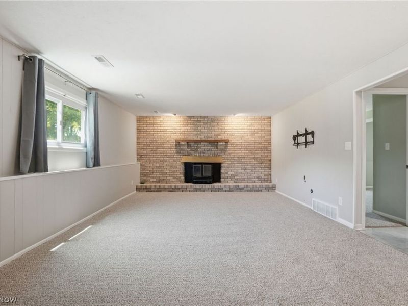15677 Pinewood Drive , Strongsville, OH 44149 Photo 12