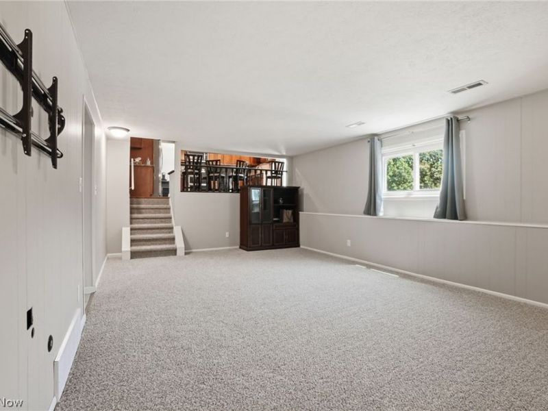 15677 Pinewood Drive , Strongsville, OH 44149 Photo 14