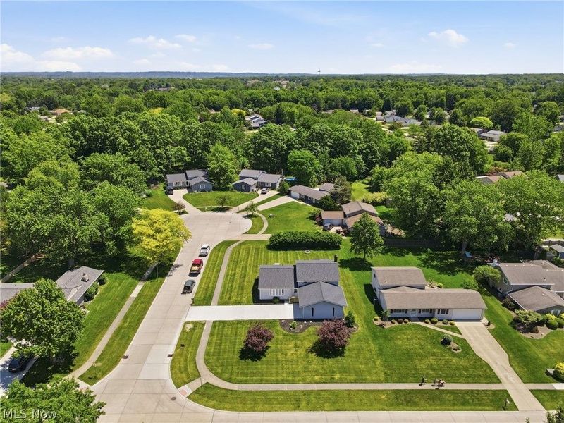 15677 Pinewood Drive , Strongsville, OH 44149 Photo 46