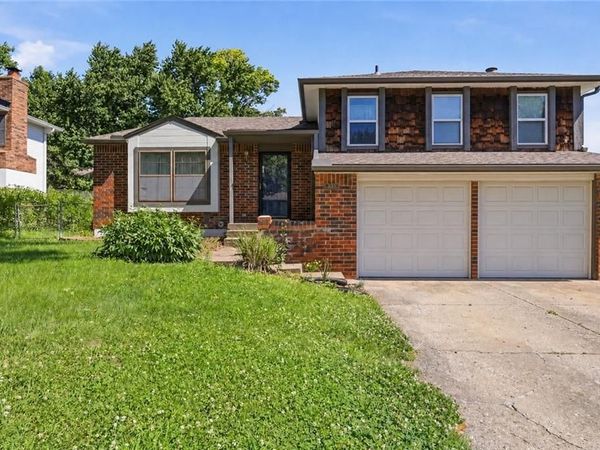 19808 E 17th Street Court, Independence, MO 64056