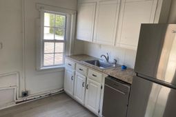 2229 Delano Street photo 4