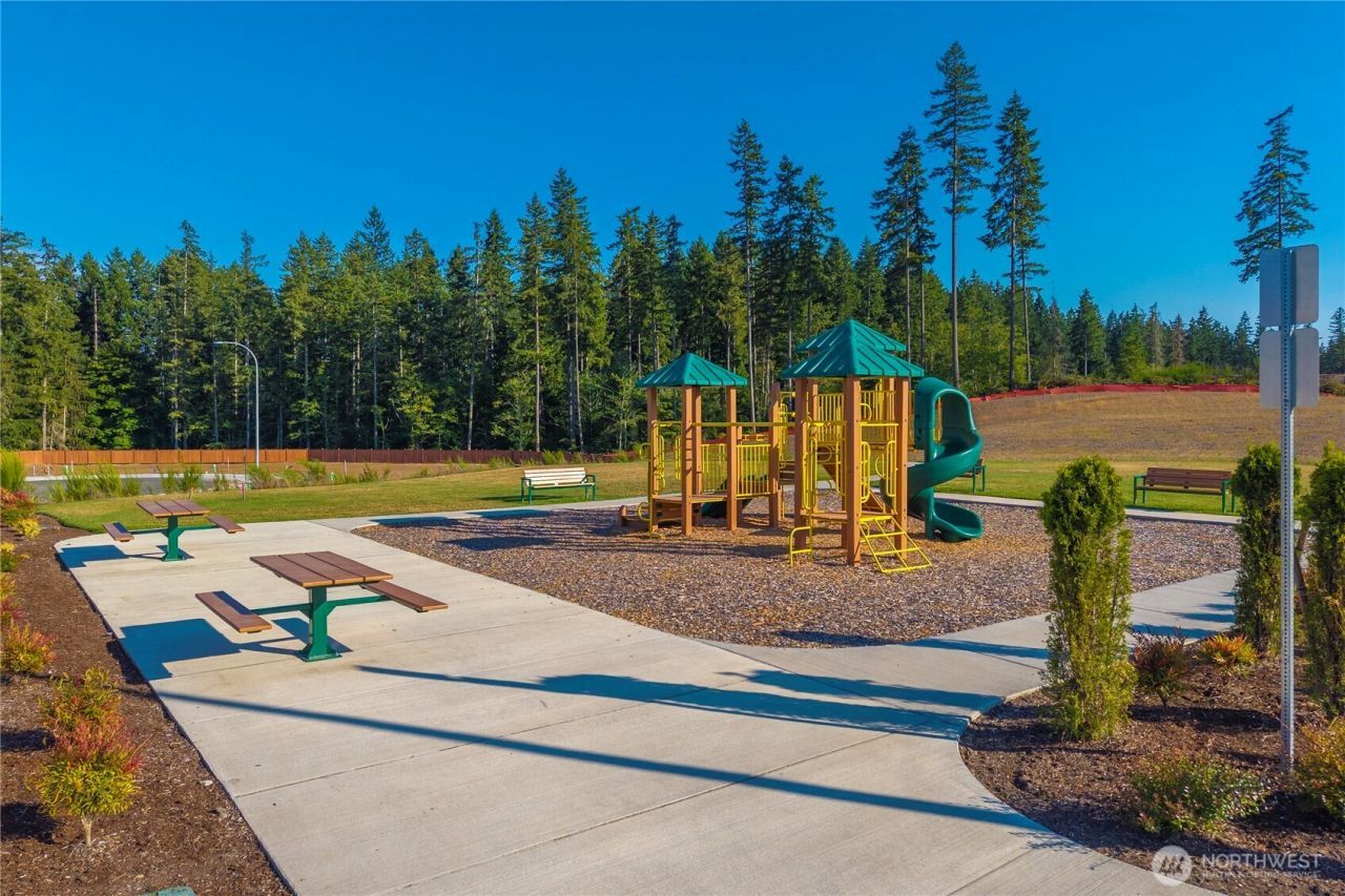 3939 Flat Top Drive , Bremerton, WA 98312