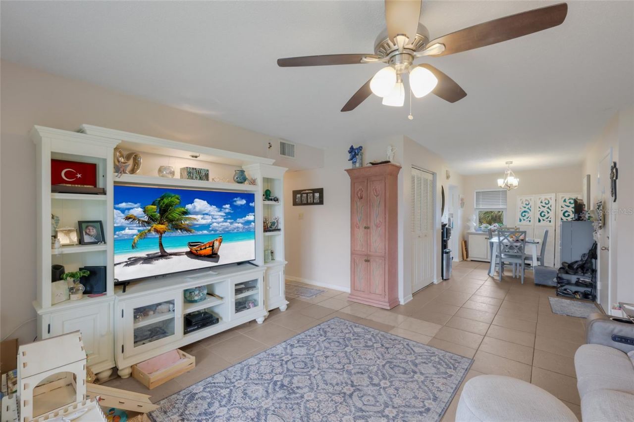 2727 75th Street W, Unit 7A11, Bradenton, FL 34209 Photo