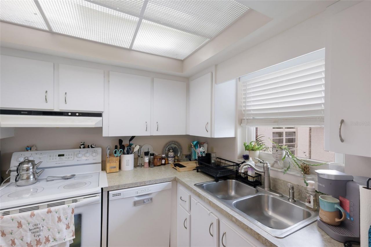 2727 75th Street W, Unit 7A11, Bradenton, FL 34209 Photo