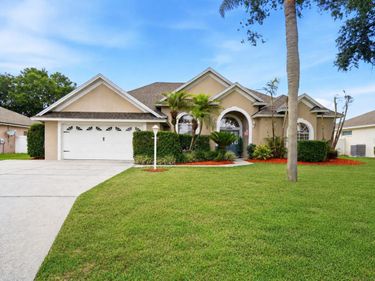 335 RUBY LAKE LOOP , WINTER HAVEN, FL 33884