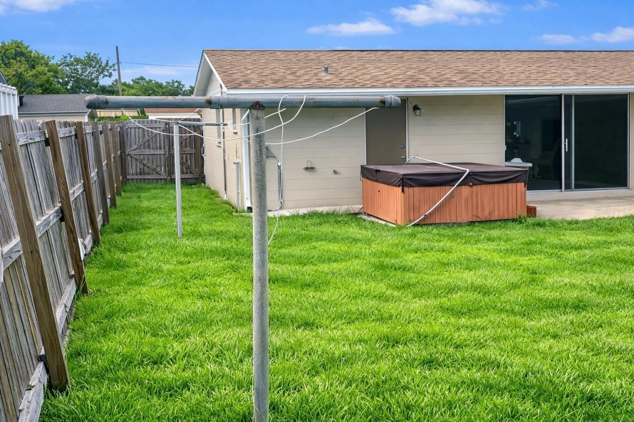 8434 77th Ave , Seminole, FL 33777 Photo