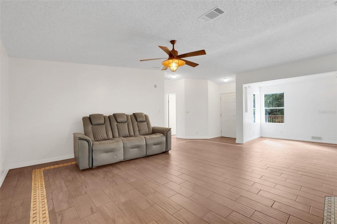 23449 Thomas Allen Road, Howey in the Hills, FL 34737 Photo