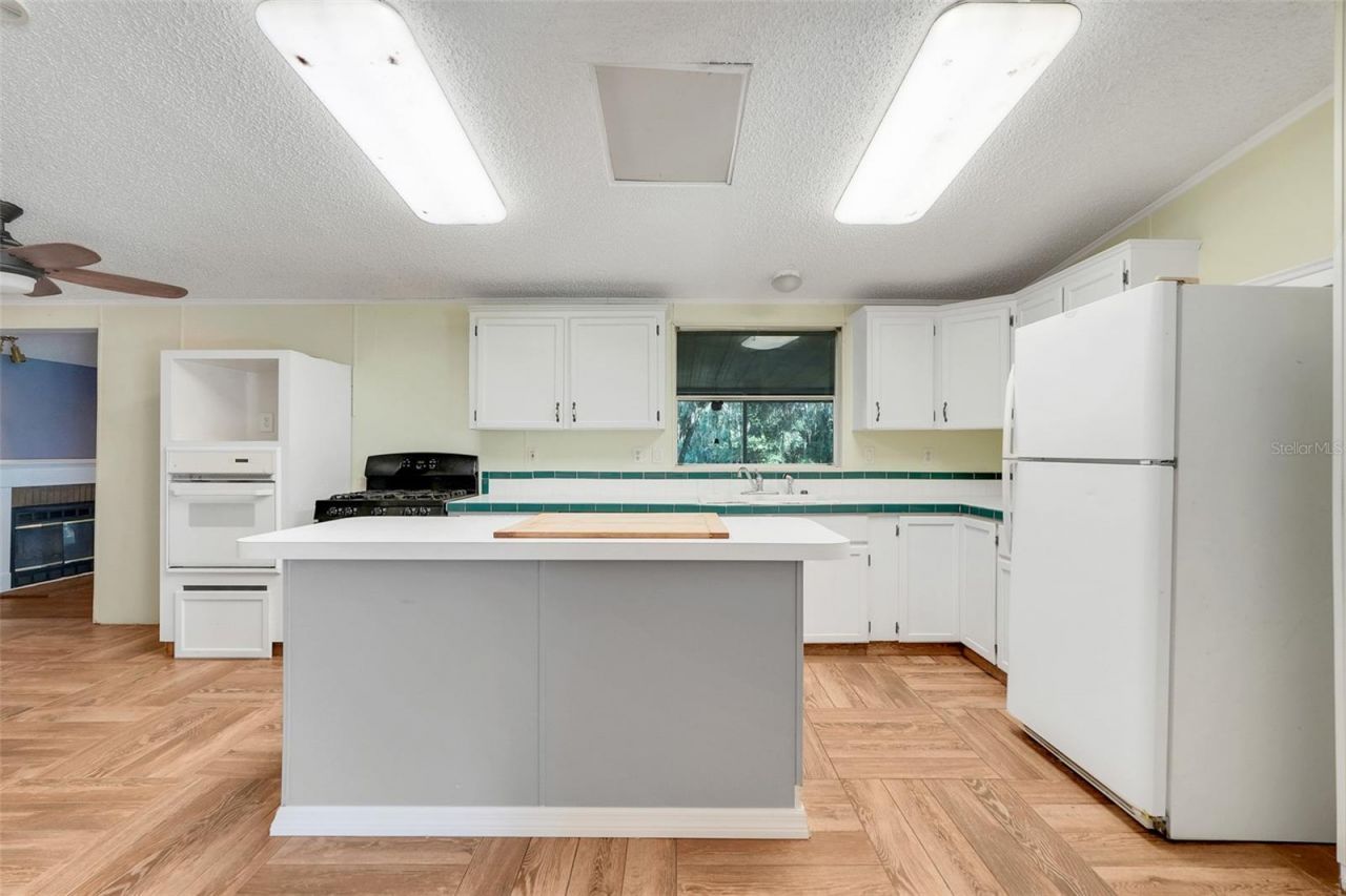 23449 Thomas Allen Road, Howey in the Hills, FL 34737 Photo
