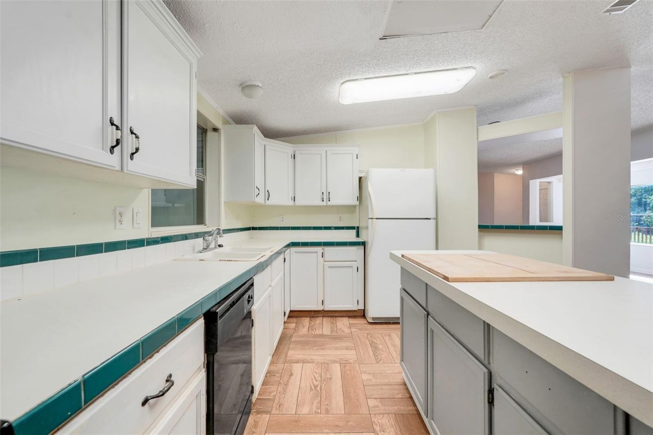 23449 Thomas Allen Road, Howey in the Hills, FL 34737 Photo