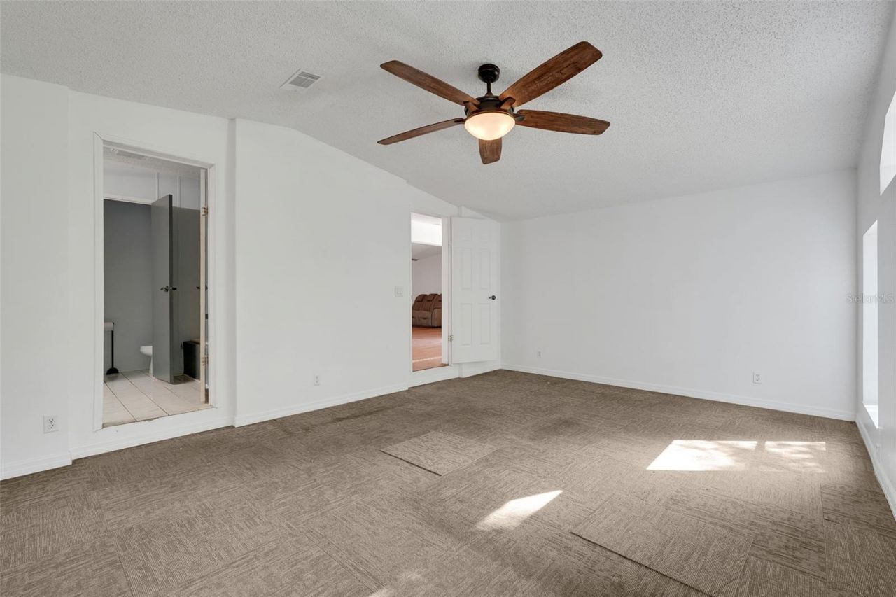 23449 Thomas Allen Road, Howey in the Hills, FL 34737 Photo