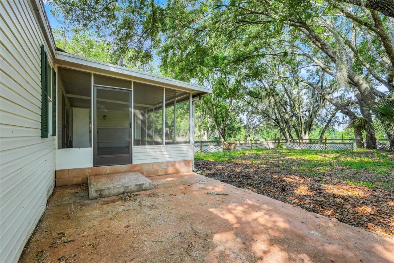 23449 Thomas Allen Road, Howey in the Hills, FL 34737 Photo