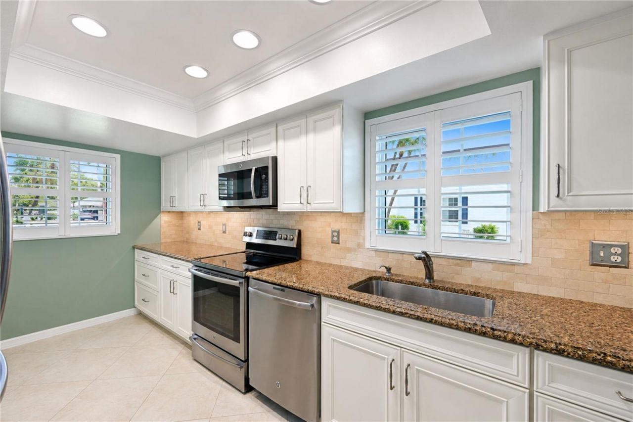 9425 Andover Circle , Bradenton, FL 34210 Photo