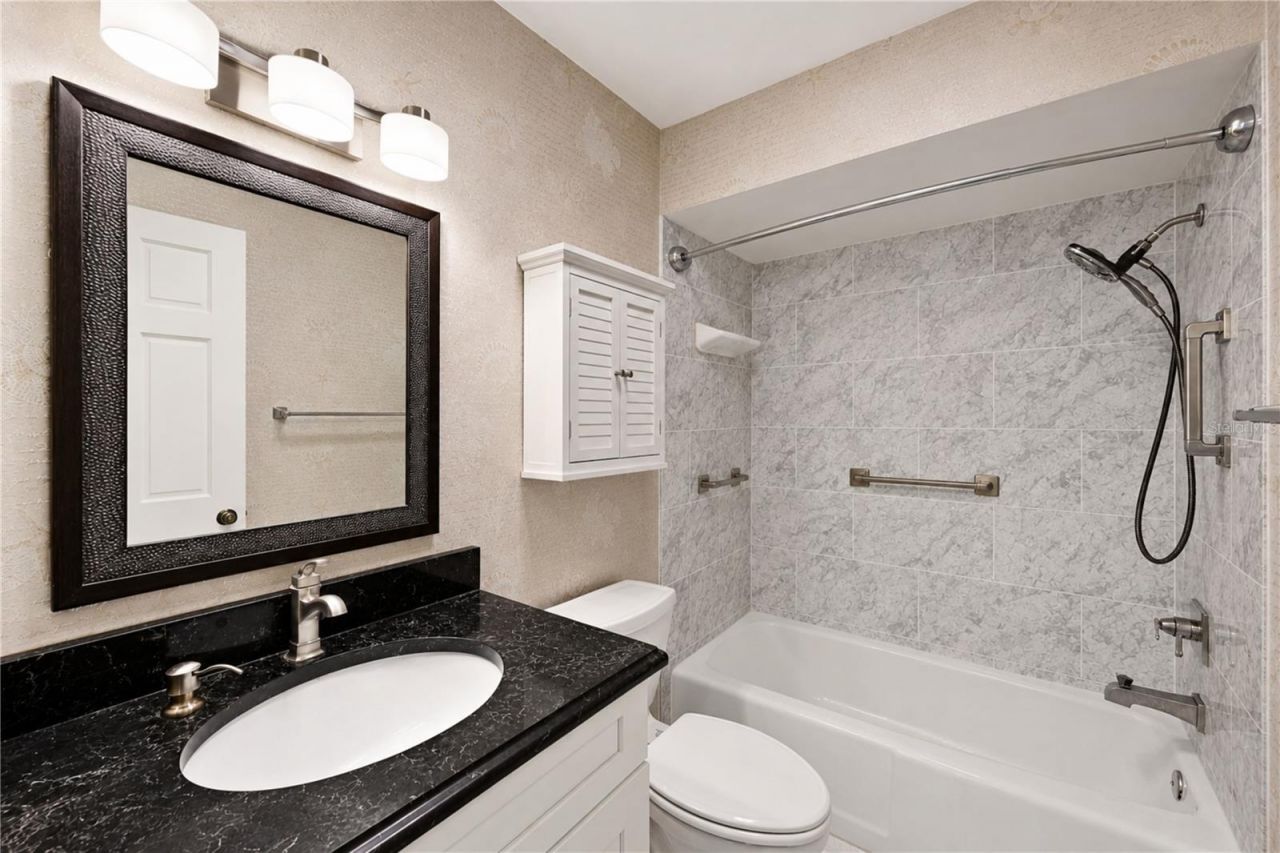 9425 Andover Circle , Bradenton, FL 34210 Photo