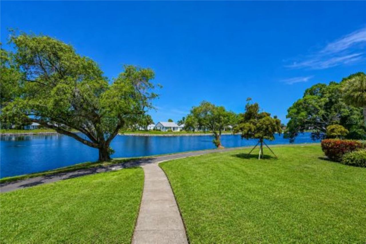 9425 Andover Circle , Bradenton, FL 34210 Photo