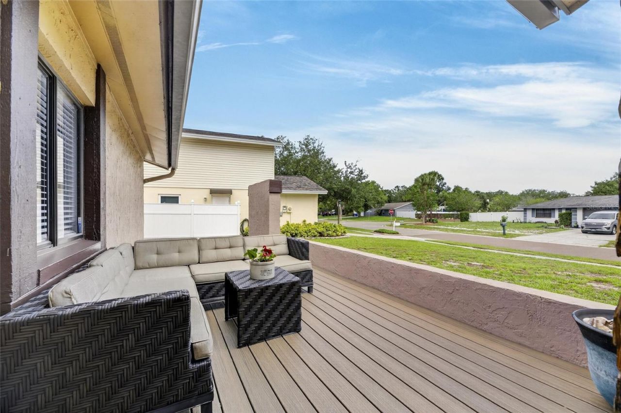 703 Isleton Drive , Brandon, FL 33511 Photo